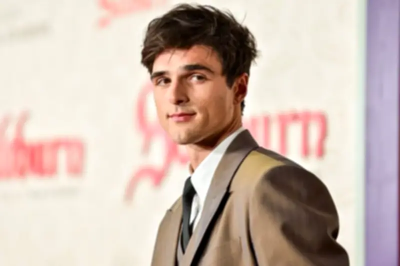 Jacob Elordi Batal Jadi Juri di Cannes 2026 karena Patah Kaki