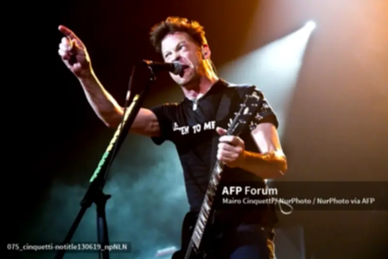 Jason Newsted Eks Metallica Bebas dari Kanker Tenggorokan