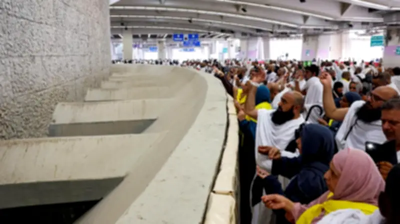 Jemaah Haji RI Dilarang Lempar Jumrah Pukul 10.00-14.00 WAS Demi Keselamatan