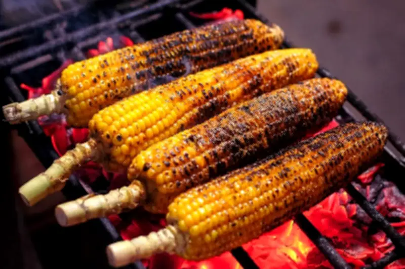 Jensen Huang Viral Serobot Antrean Jagung Bakar di Taiwan