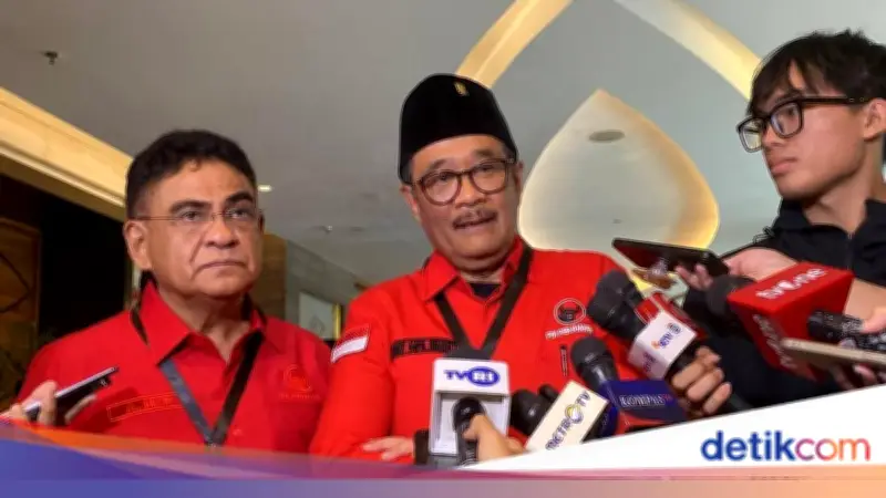 Jokowi Keliling RI, Djarot PDIP: Mungkin untuk Netralkan Ijazah