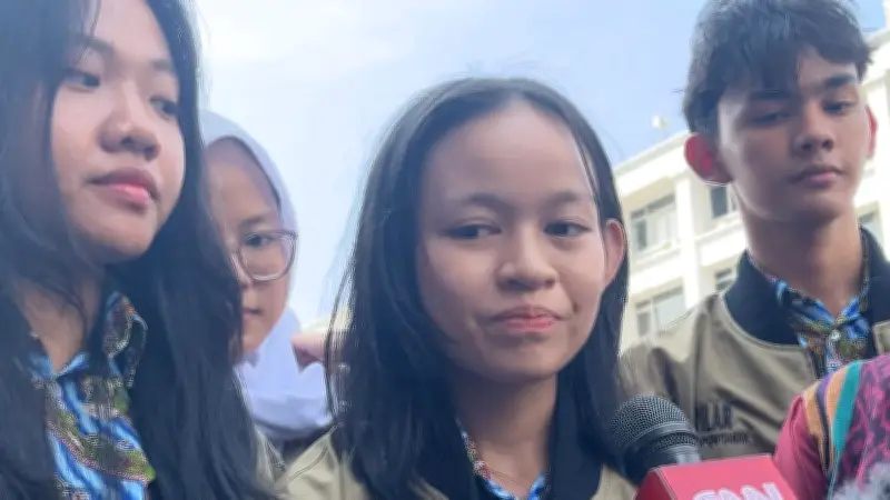 Josepha Alexandra: Protes Juri LCC, Beasiswa China hingga ke Istana Wapres