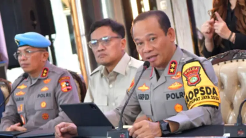 Kapolda Metro Jaya Resmi Sandang Bintang Tiga, Setara Pangdam