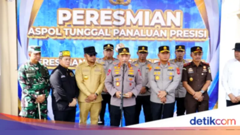 Kapolri Resmikan Aspol dan RS di Samarinda untuk Optimalkan Pelayanan