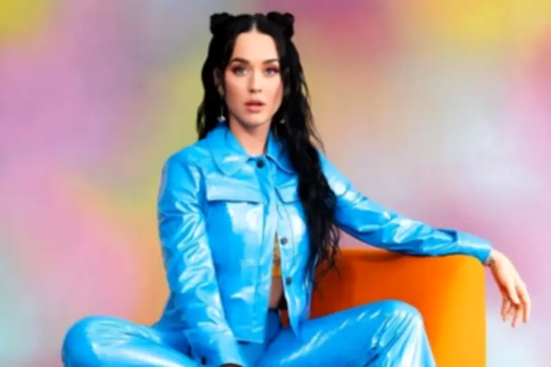 Katy Perry Rilis Versi Sutradara The One That Got Away Setelah 15 Tahun