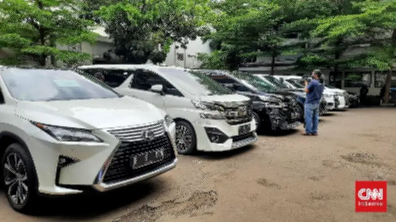 Kejagung Lelang 300 Barang Sitaan, Hasil Capai Rp997 Miliar