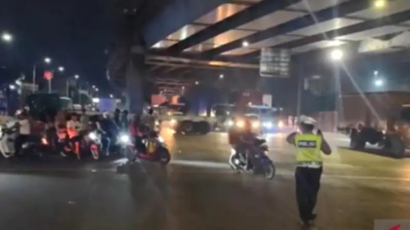 Kemacetan Pelabuhan Tanjung Priok Mulai Terurai, Petugas Masih di Lapangan