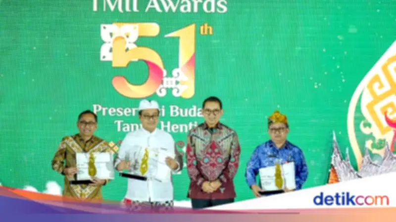Kemenbud Dorong Revitalisasi Anjungan TMII sebagai Etalase Budaya RI