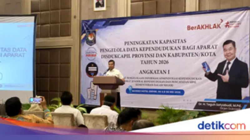 Kemendagri Tegaskan e-KTP Tak Perlu Difotokopi, Sudah Dilengkapi Chip