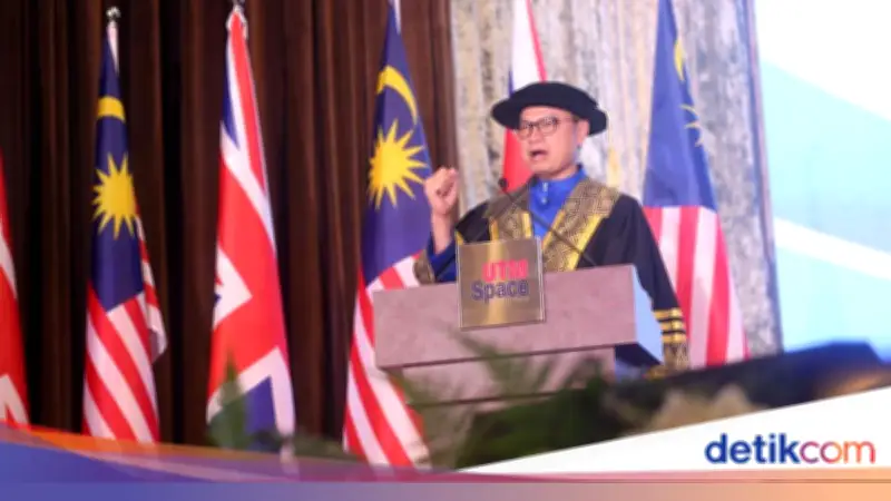 Kepala BPOM Terima Gelar Adjunct Professor di Malaysia, Bicara Masa Depan Obat