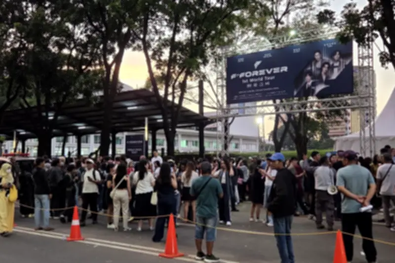 Kisah Perjuangan Penggemar di Konser F*FOREVER Hari Pertama di Jakarta