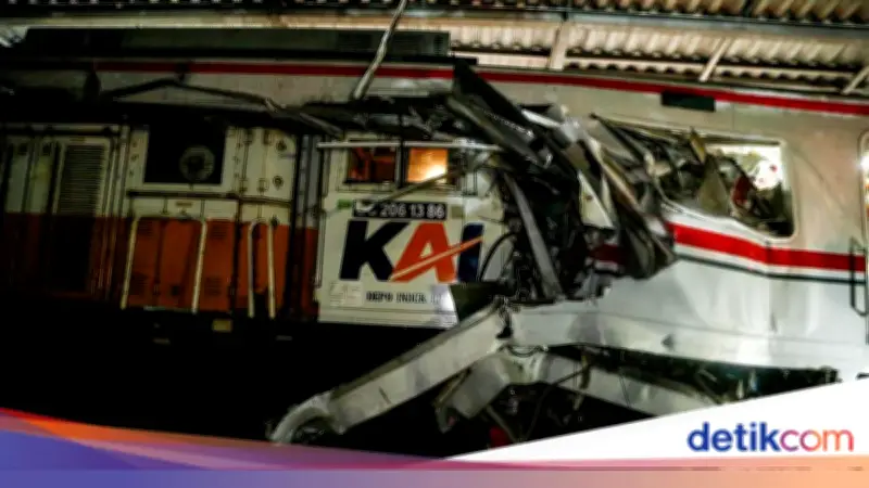 KNKT Ungkap Kronologi Kecelakaan KRL vs KA Argo Bromo di Bekasi