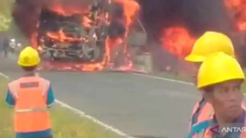 Kronologi Kecelakaan Maut Bus ALS vs Truk Tangki di Sumsel, 16 Tewas
