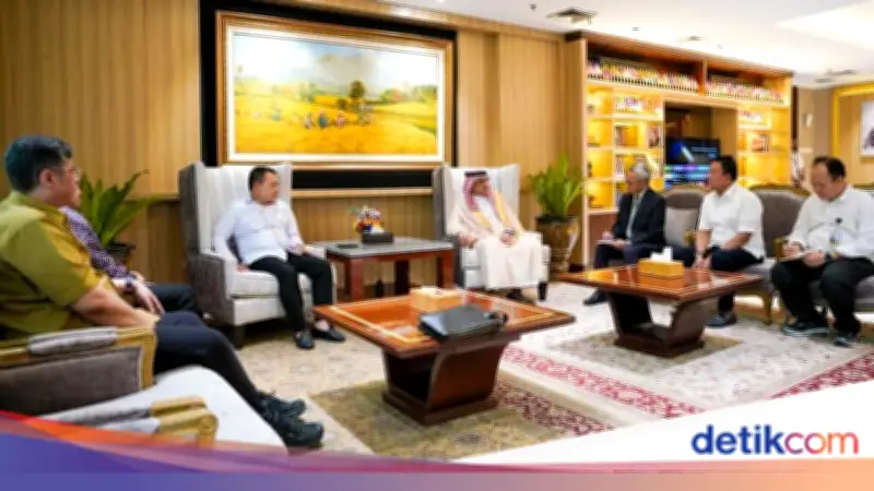 KSP Dudung dan Dubes Arab Saudi Bahas Investasi Hingga Kampung Haji