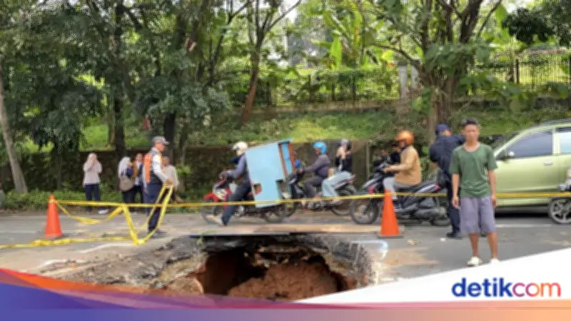 Lalin di Lenteng Agung Dialihkan Imbas Jalan Amblas, Simak Rutenya
