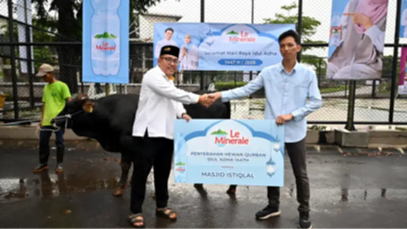 Le Minerale dan Masjid Istiqlal Lanjutkan Kolaborasi Berbagi di Idul Adha 2026