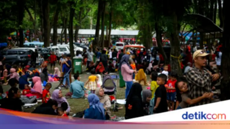Libur Idul Adha 2026: Ragunan Diserbu 16 Ribu Pengunjung, Monas dan TMII Juga Ramai