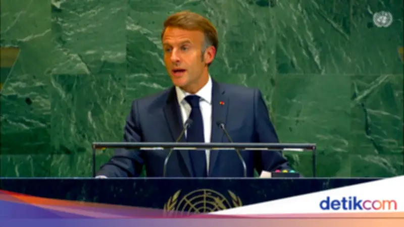 Macron Kecam Serangan Rusia ke Ukraina Pakai Rudal Oreshnik