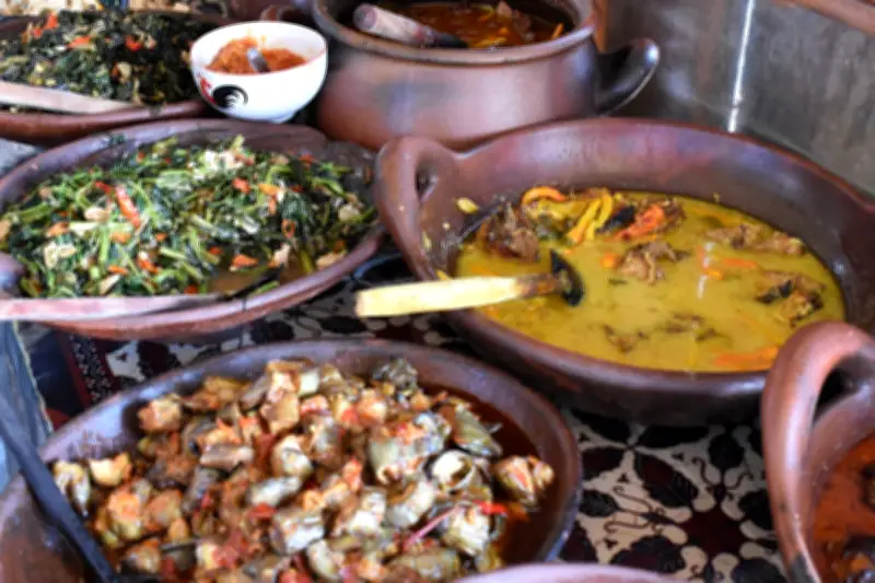 Masakan Tradisional dari Dapur Kayu Bakar di Warung Sapu Jagad Kemiren