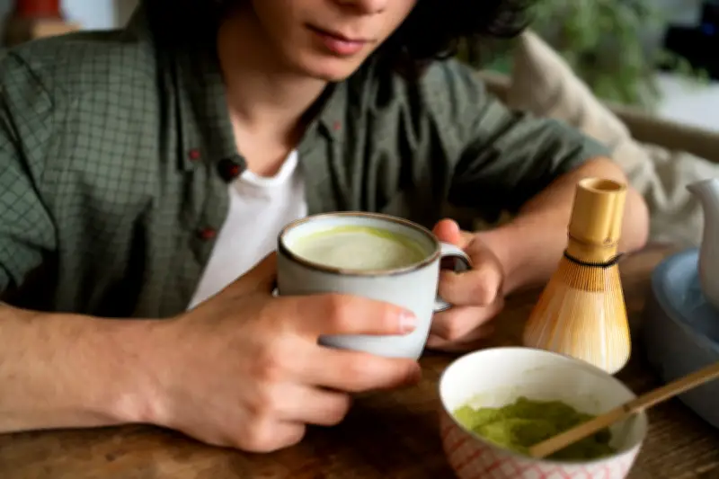 Matcha Premium Rp 100 Ribu: Gaya Hidup atau Pelarian?