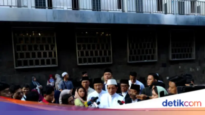 Megawati, Katedral, dan Pengusaha Sumbang Hewan Kurban ke Istiqlal