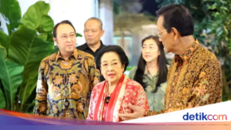 Megawati Santap Malam 3,5 Jam dengan Sultan HB X di Kraton Jogja
