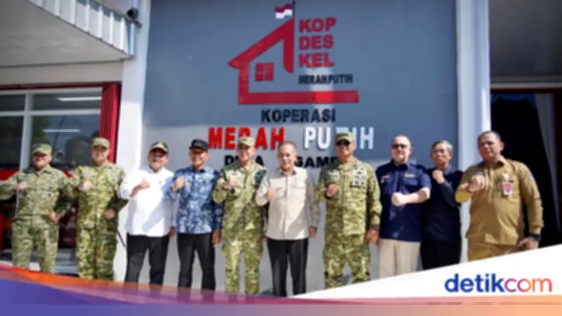 Menkop Tinjau Kesiapan Operasional Koperasi Desa Merah Putih di Jawa Timur