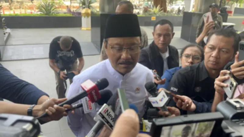 Mensos Gus Ipul Kunjungi KPK Minta Masukan Cegah Korupsi Sekolah Rakyat
