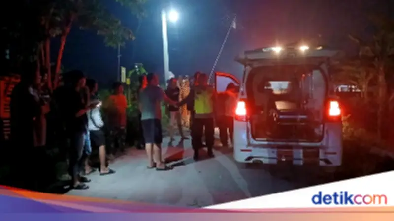 Mobil Tertabrak KA Argo Bromo di Grobogan Berisi Rombongan Pengantar Haji