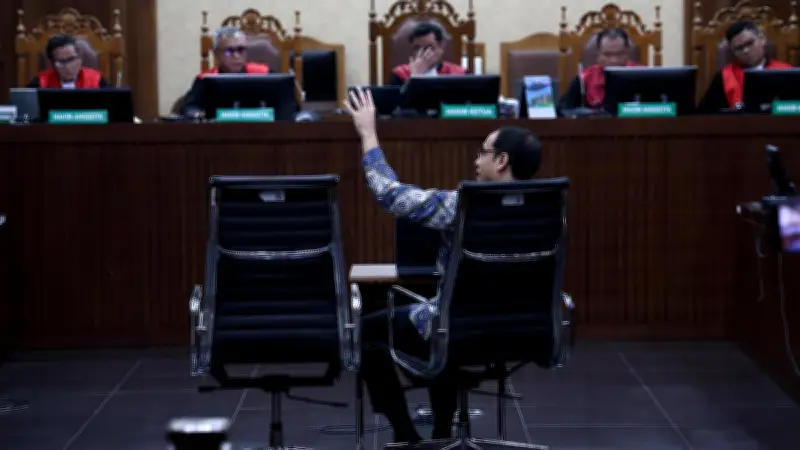 Nadiem Makarim Dituntut 18 Tahun Penjara dan Bayar Uang Pengganti Rp5,6 Triliun
