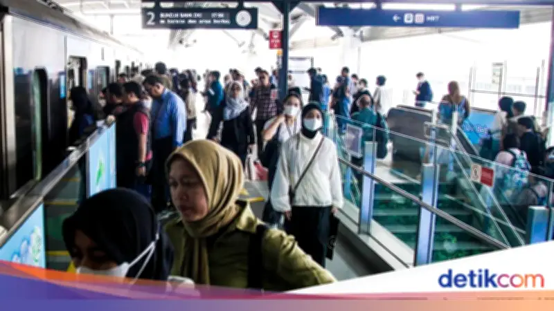 Operasional MRT Lebak Bulus Kembali Normal Setelah Kepadatan