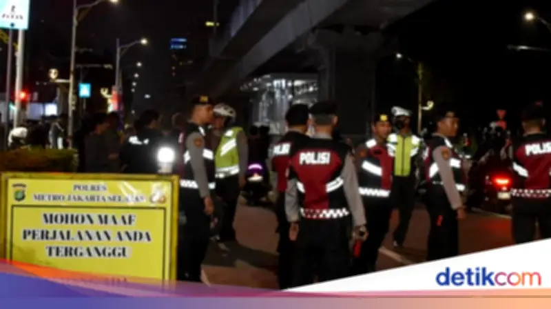 Patroli Besar Jaksel Sita Ratusan Obat Keras dan Senjata Tajam