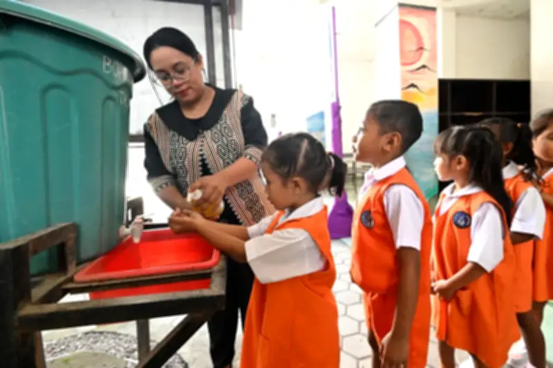 Pemerintah Jamin Kesejahteraan dan Kepastian Hukum Guru Non-ASN