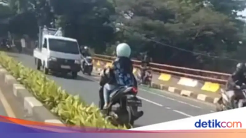 Pemotor Wanita Lawan Arah di Depok Diburu Polisi