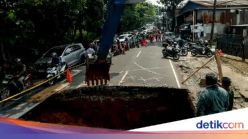 Perbaikan Jalan Amblas Lenteng Agung Dikebut, Anggaran Rp380 Juta