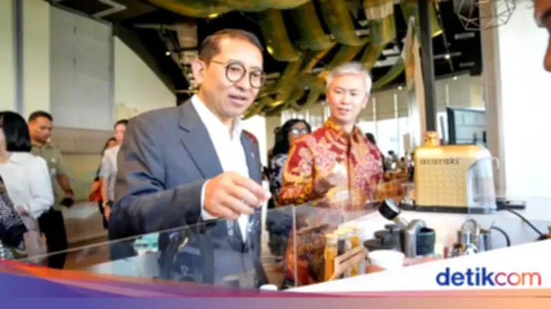Peringatan Hari Teh Internasional, Menbud Soroti Pertukaran Budaya RI-China