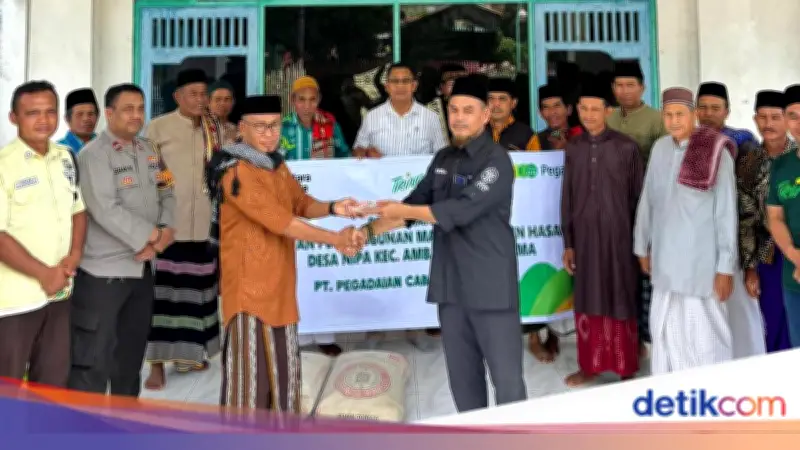 Peringati Hari Buruh, Pegadaian Salurkan Bantuan untuk Masjid di Ambalawi