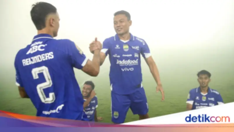 Persib Bandung Raih Bonus Rp 1 Miliar Usai Juara Tiga Kali Berturut-turut