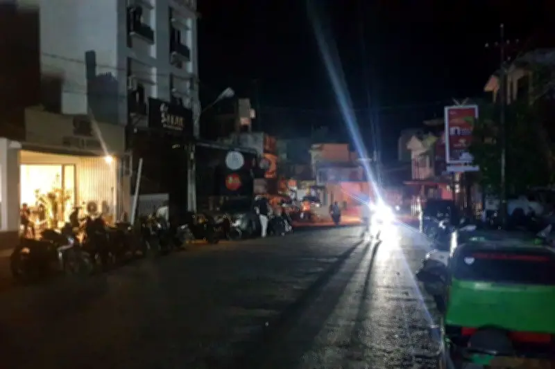 PLN Pulihkan 60 Persen Sistem Kelistrikan Sumbar, 21 Gardu Induk Kembali Menyala