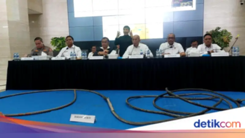 PLN Ungkap Kronologi Blackout Sumatera, Power Swing Jadi Pemicu