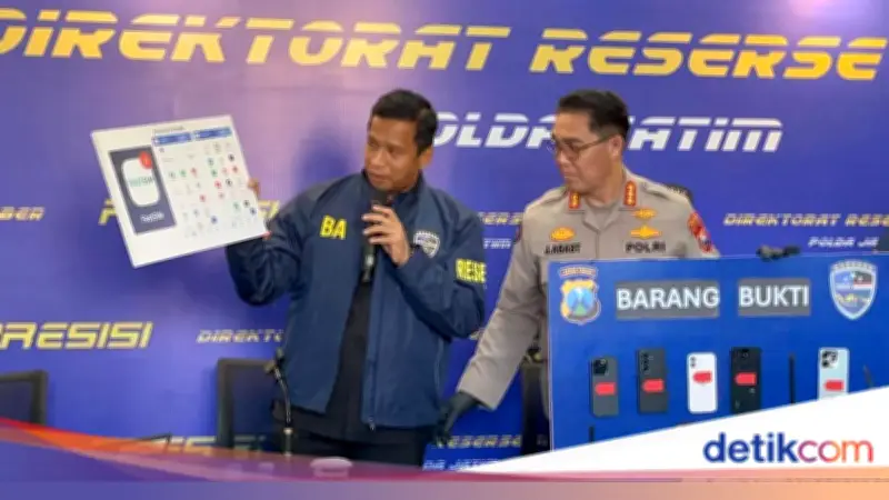 Polda Jatim Bongkar Sindikat SIM Card Ilegal Pakai NIK Curian