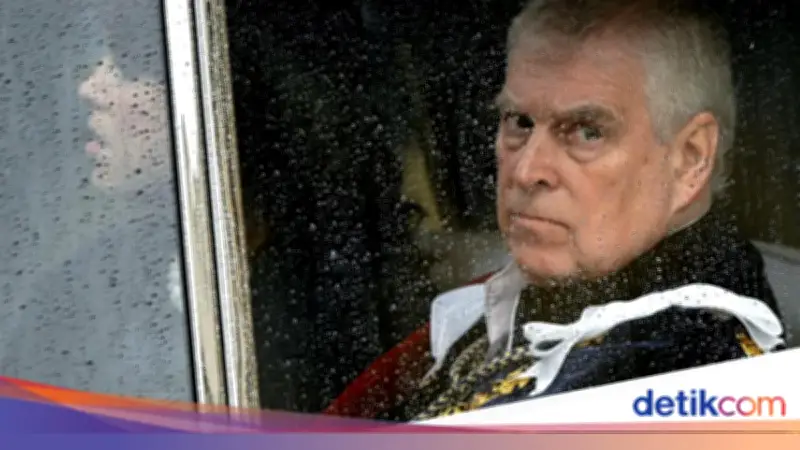 Polisi Inggris Tangkap Pria Todongkan Sajam ke Pangeran Andrew