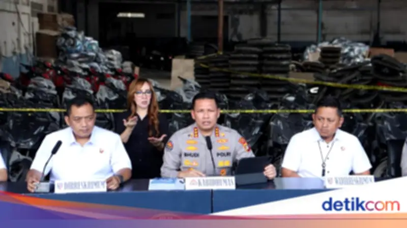 Polisi Sita 1.494 Motor Ilegal di Gudang Jaksel, Direktur PT Ditangkap