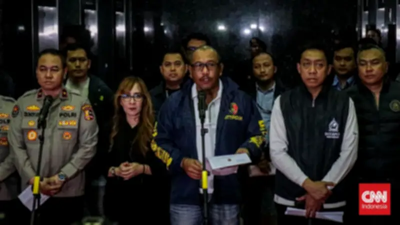 Polisi Sita Rp1,9 Miliar dari Markas Judi Online Hayam Wuruk