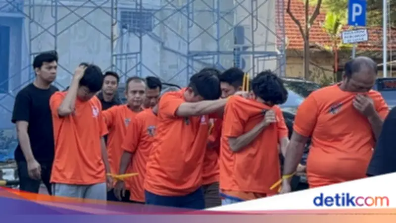 Polisi Tangkap 14 Komplotan Joki UTBK di Surabaya, Ada Dokter dan ASN