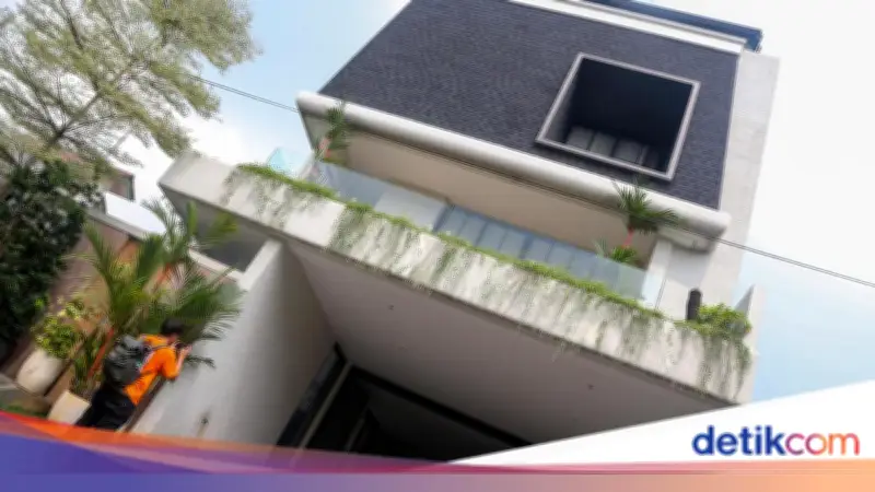 Polisi Ungkap Empat Orang di TKP Kebakaran Rumah Anggota BPK Haerul Saleh