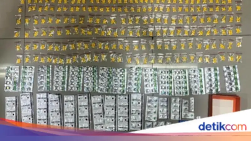 Polres Jakpus Bongkar Penjualan Obat Keras Berkedok Toko Kosmetik di Juanda