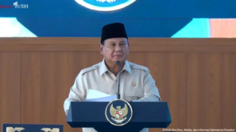 Prabowo Santai soal Rupiah Anjlok: Rakyat Desa Tak Pakai Dolar
