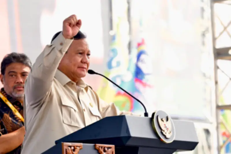 Prabowo Teken Perpres Lindungi Pekerja Transportasi Online, Potongan Aplikator 8%