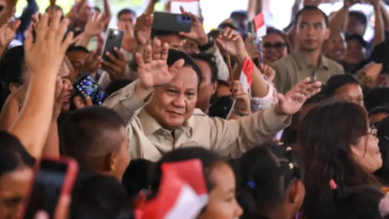 Prabowo Terima Surat dari Anak SD: Terima Kasih Atas Makan Bergizi Gratis